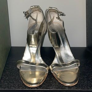 Manolo Blahnik Light Gold Heels Strittina T Strap Sandals